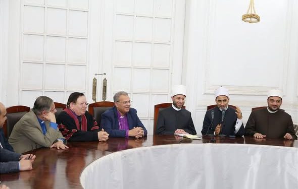 وزير الأوقاف يستقبل رئيس الطائفة الإنجيلية بالمجلس الأعلى للشئون الإسلامية للتهنئة بعيد الفطر المبارك