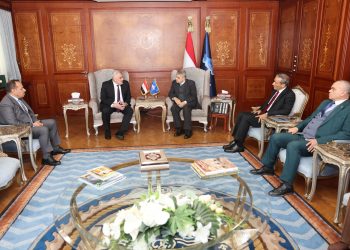 الفريق أسامة ربيع يشهد توقيع بروتوكول تعاون بين شركة قناة السويس للاستزراع المائي وجهاز حماية وتنمية البحيرات