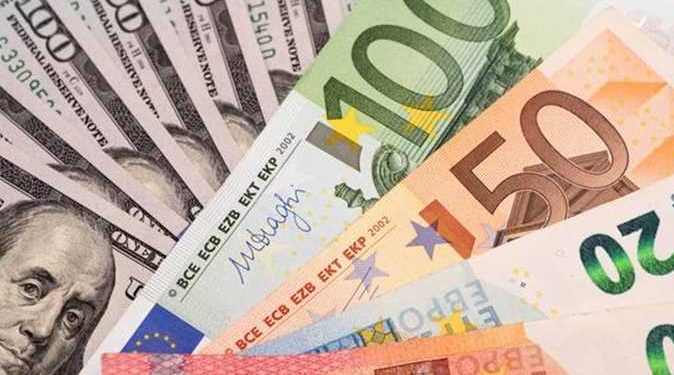 أسعار العملات في مصر اليوم الأحد