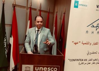 من هو أحمد بدوي؟ عضو المجلس القومي لحقوق الإنسان وخبير قضايا اللاجئين والهجرة في مصر