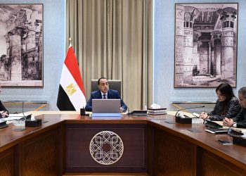 رئيس الوزراء يستعرض خطط “مجموعة طلعت مصطفى” لضخ مزيد من الاستثمارات خلال الفترة القادمة
