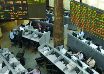 البورصة المصرية ترتفع بمستهل التعاملات ورأس المال يربح 30 مليار جنيه خلال 15 دقيقة
