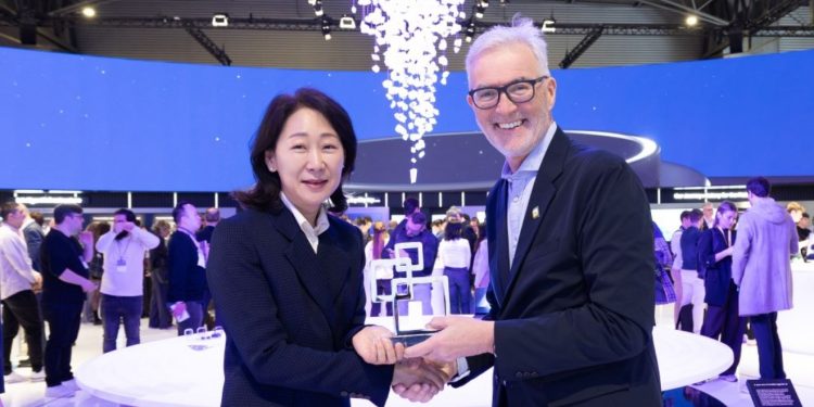 Samsung Galaxy S26 Ultra Awarded ‘Best in Show’ at the Global Mobile Awards at MWC 2026