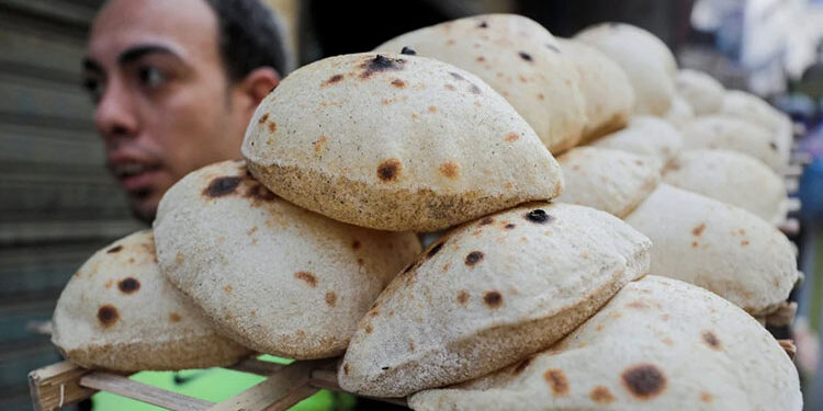 وزارة التموين تتوعد أصحاب المخابز السياحية المتلاعبة في الأسعار.. تفاصيل