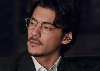 هواوي تعيد تعريف سماعات الأذن المفتوحة من خلال HUAWEI FreeClip العصري