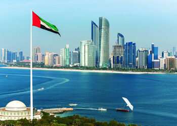 275.2 مليار درهم مساهمة قطاع السياحة بالناتج المحلي للإمارات خلال 10 سنوات