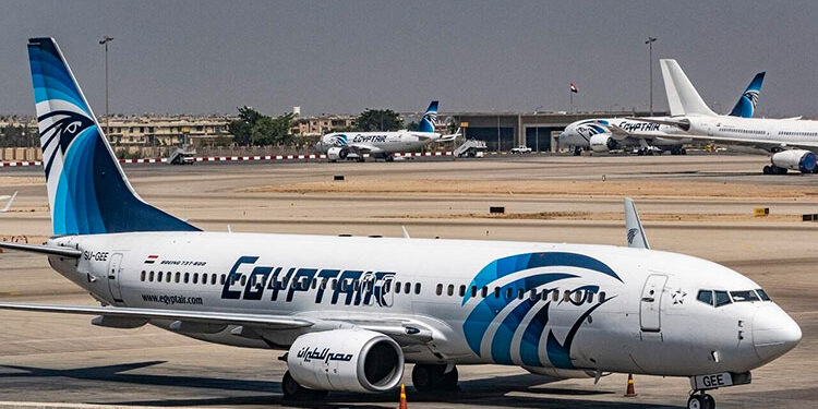 مصر للطيران توضح حقيقة تكدس المسافرين للغردقة بصالة مطار القاهرة