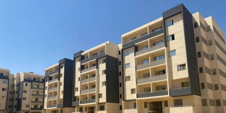 رئيس جهاز أكتوبر الجديدة يتابع موقف مشروعات سكن كل المصريين المرحلة السادسة