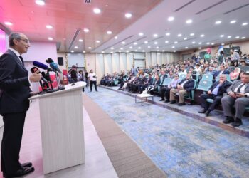 وزير الاتصالات: تقدم ترتيب مصر أكثر من 50 مركزا فى تصنيفات الذكاء الاصطناعى العالمية