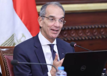 وزير الاتصالات: رفع كفاءة الإنترنت بقيمة 2.5 مليار دولار ومصر الأولى أفريقيا