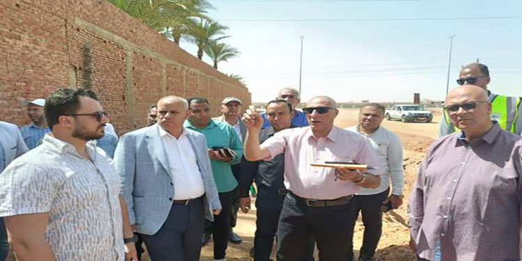 نائب رئيس هيئة المجتمعات يتفقد أحياء الشروق ومنطقة الرابية المضافة للمدينة