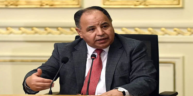وزير المالية: نلتزم بالقانون حال السحب على المكشوف من البنك المركزى