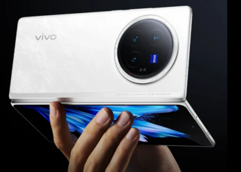 هاتف vivo X Fold3 Pro بإمكانيات عصرية ومواصفات مذهلة