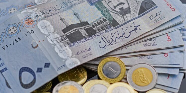 سعر الريال السعودي أمام الجنيه المصري اليوم الخميس