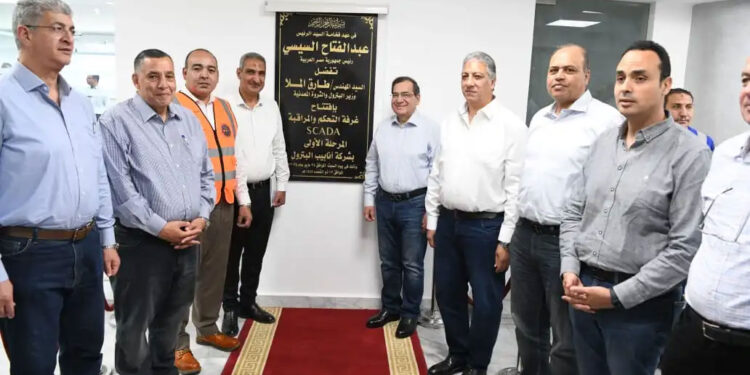 شبكة انابيب البترول شرايين تنمية فى مختلف محافظات مصر