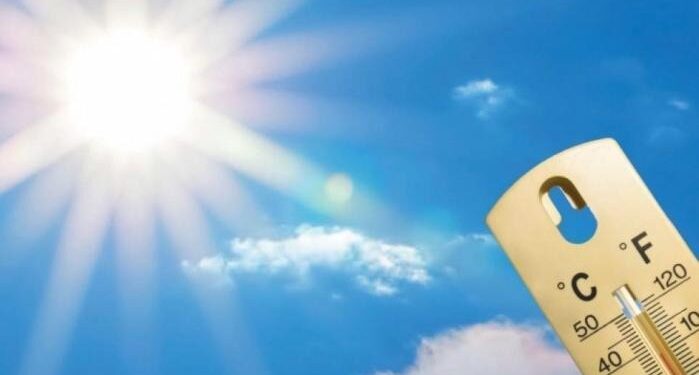 أجواء حارة نهارا وشبورة صباحية غدا