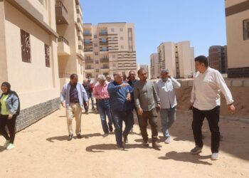 تنفيذ 98 عمارة بالعاشر من رمضان بمشروع سكن لكل المصريين