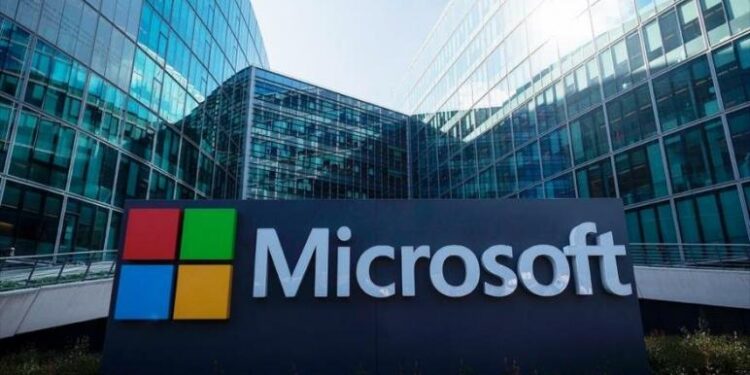 شراكة ميكروسوفت وميسترال تتجنب تحقيقات الاندماج في بريطانيا