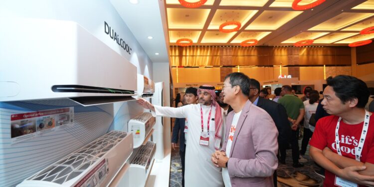 إل جي إلكترونيكس تعرض أجهزتها المنزلية الرائدة في المنطقة