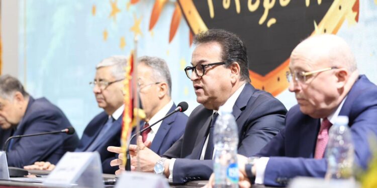 وزير الصحة يؤكد اهتمام القيادة السياسية بالمنظومة الصحية واتخاذ مجموعة من الحزم التحفيزية