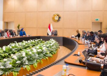 وزير العمل يتابع إجراءت تنفيذ مشروع “مهني 2030” مع “اللجنة المختصة”