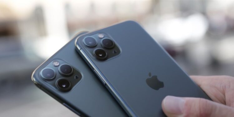 آبل تعلن تخفيضات جديدة لهواتف آيفون