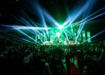 فالكونز يتوّج ببطولة ESL One Birmingham