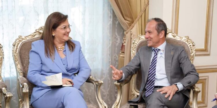 نشاط مكثف لوزيرة التخطيط خلال فعاليات مؤتمر الاستثمار بين مصر والاتحاد الأوروبي