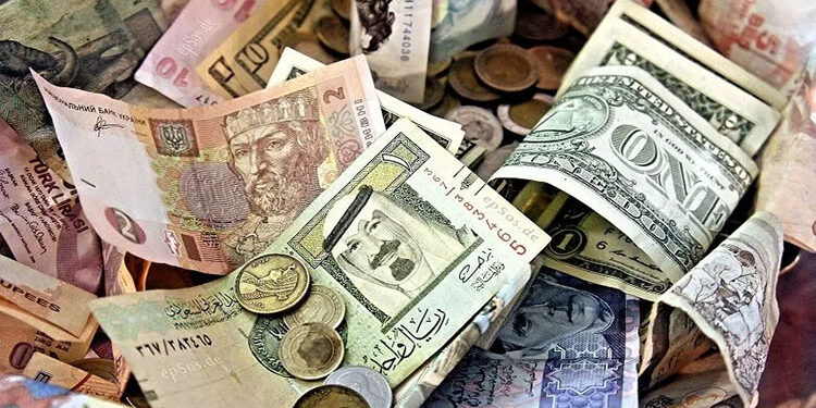 أسعار العملات العربية والأجنبية في مصر اليوم الخميس