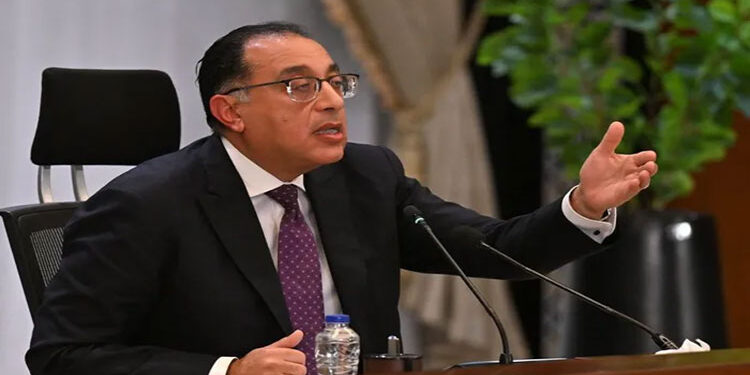 مدبولي: تشكيل خلية عمل لمتابعة وإدارة أزمة وفاة الحجاج المصريين