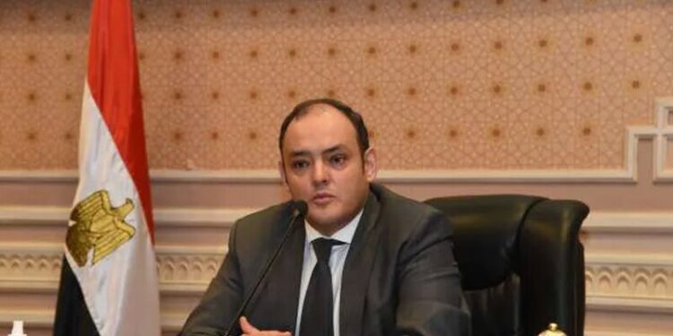 وزير التجارة والصناعة يعلن لأول مرة في تاريخ التجارة الخارجية المصرية