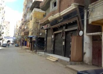 رئيس الوزراء: غلق المحلات التجارية 10 مساء باستثناء السوبر ماركت