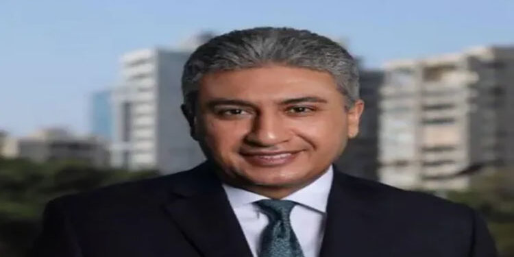 من هو شريف فتحى وزير السياحة والآثار فى التشكيل الوزاري الجديد؟