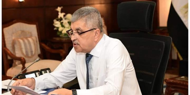 الفريق أسامة ربيع يناقش سياسات إبحار السفن الكورية عبر قناة السويس