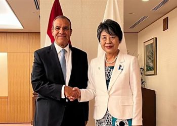 وزير الخارجية يجرى مباحثات مع وزيرة نظيره الياباني في طوكيو