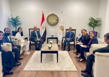 وزير الاستثمار يلتقي وفد هاينز العالمية لاستعراض خطط المجموعة لمضاعفة معدلات الإنتاج