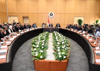 نائب رئيس مجلس الوزراء يترأس الاجتماع الخامس للمجموعة الوزارية للتنمية الصناعية