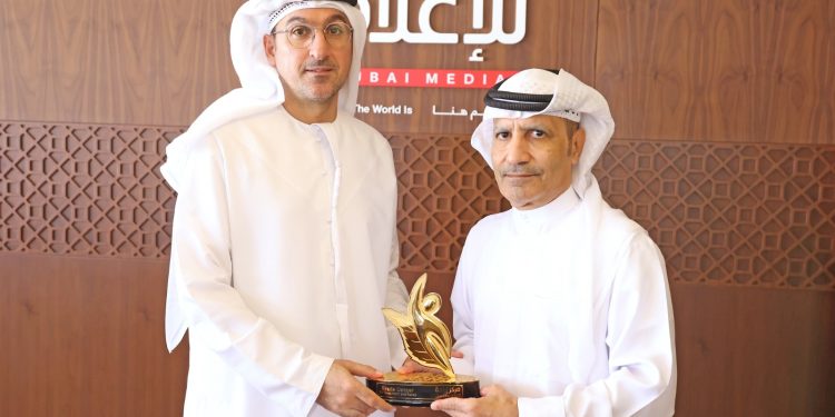 “دبي للإعلام” تستضيف وفد مركز “إرادة” للعلاج والتأهيل