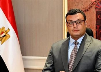 وزير الإسكان يتابع مع مسئولى شركة “سيتى إيدج” معدلات تسويق بعض المشروعات