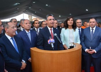 وزير التموين يفتتح المعرض السلعي للشركة القابضة للصناعات الغذائية بميدان السواح