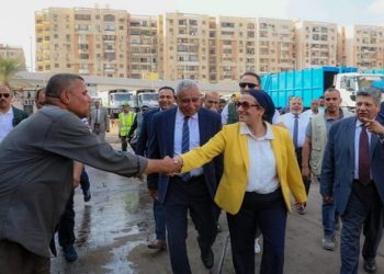 جولة لوزيرة البيئة بالمنطقة الشرقية بجراج النزهة والمحطة الوسيطة بالمطرية