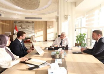 وزير التعليم العالي يستقبل وفدًا من مؤسسة التايمز البريطانية لبحث تصنيفات الجامعات المصرية