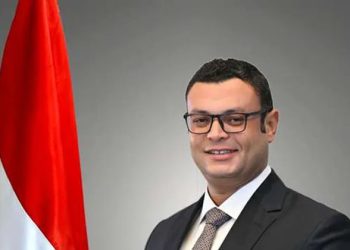 وزير الإسكان يُعلن بدء تنفيذ شبكة الصرف الصحي الداخلية بمنطقة الرابية لتقنين وضعها بمدينة الشروق