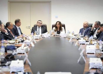 وزيرا التنمية والإسكان ومحافظ القاهرة يتابعون التحضيرات لاستضافة مصر للمنتدى الحضري العالمي