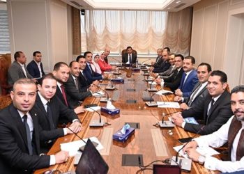 وزير الشباب والرياضة يلتقي أعضاء نموذج محاكاة مجلس الشيوخ