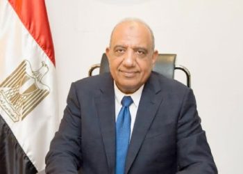 وزير الكهرباء يستعرض جهود الوزارة لخفض الفقد في شبكات توزيع الكهرباء