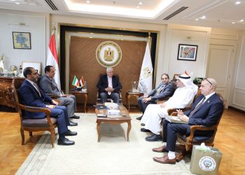 وزير التعليم العالي يستقبل السفير الكويتي لبحث سبل التعاون المشترك