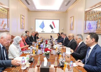 وزيــر العـدل يستقبل وفـداً مـن الاتحاد الأوروبي