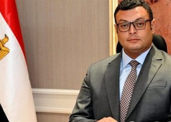 وزير الإسكان يُصدر قرارات لإزالة الإشغالات ومخالفات البناء الواقعة بتوسعات مدينة الشيخ زايد