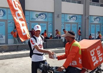 طلبات تخصص يوما شهريا لتكريم 100 مندوب توصيل